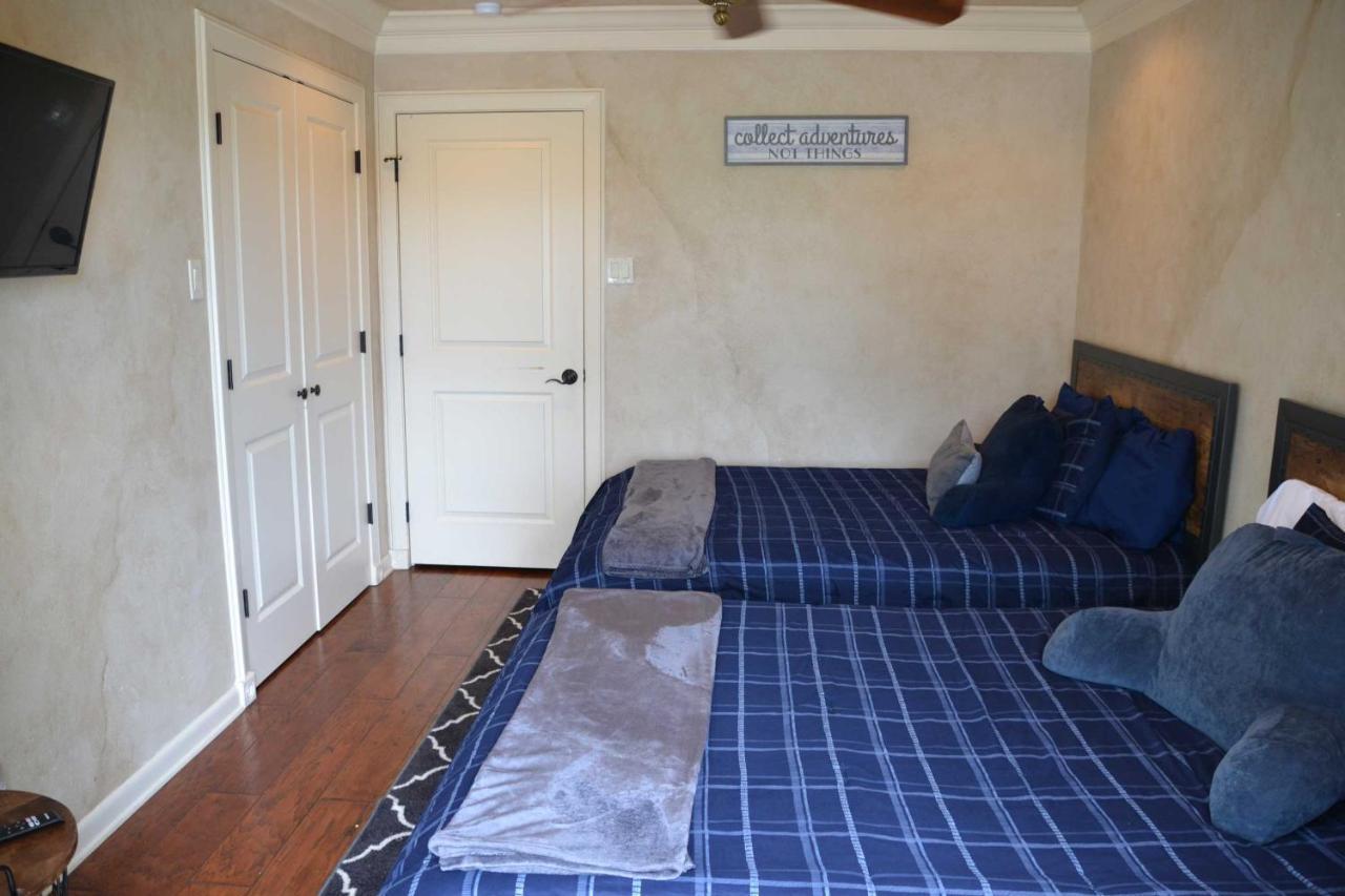 Luxury Hot Springs Oasis On Lake With Private Dock! Exterior foto