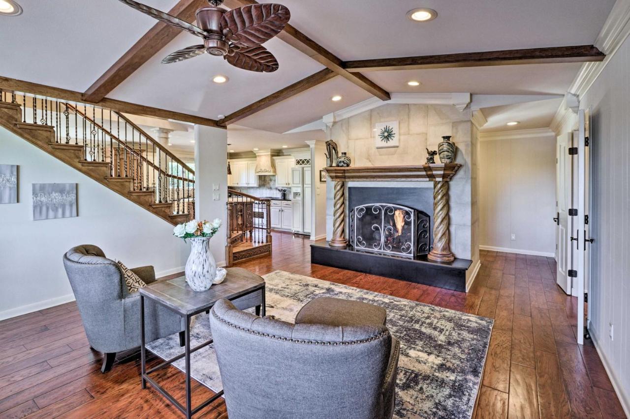 Luxury Hot Springs Oasis On Lake With Private Dock! Exterior foto