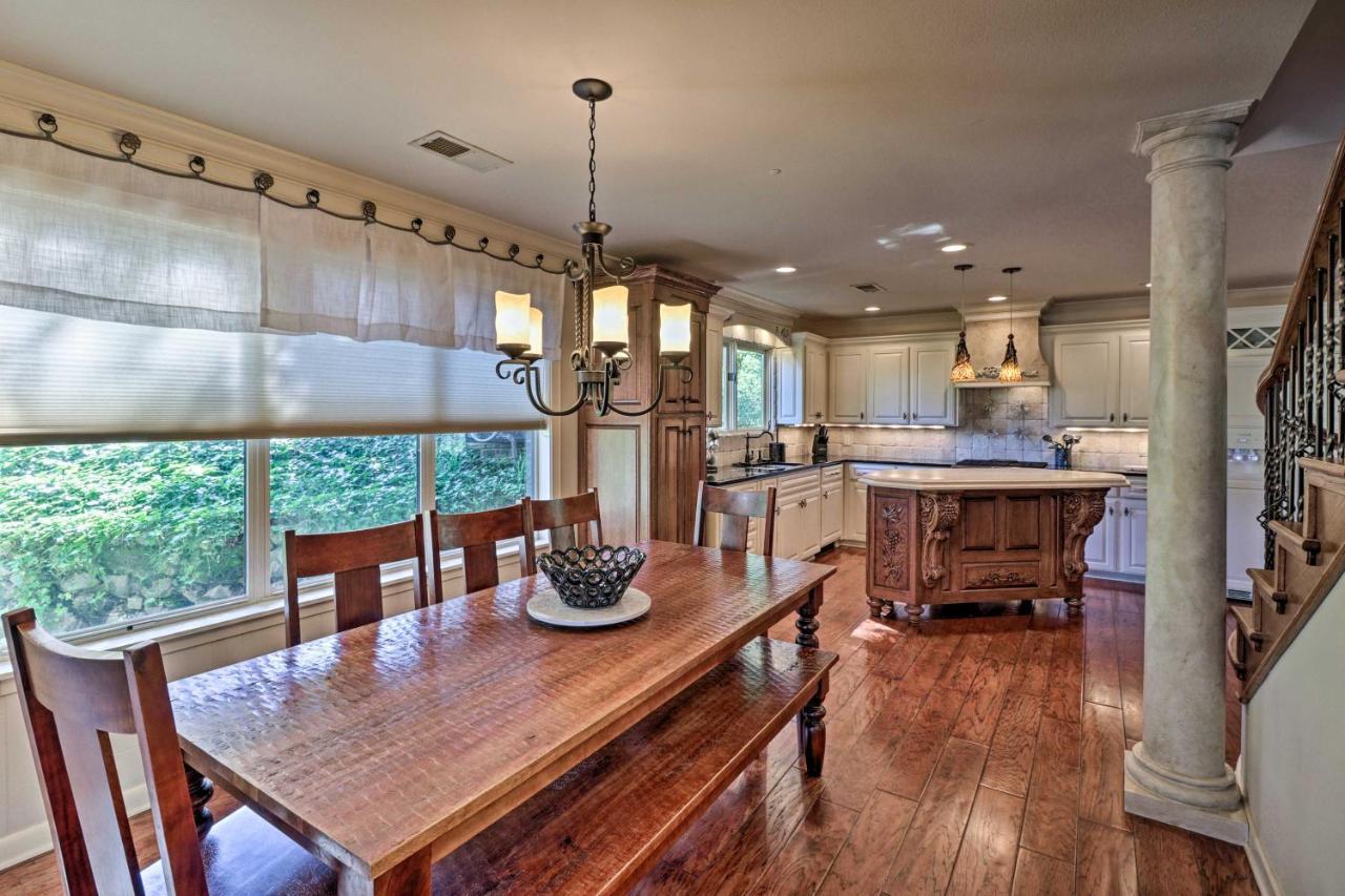 Luxury Hot Springs Oasis On Lake With Private Dock! Exterior foto